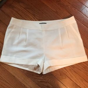 Express Shorts